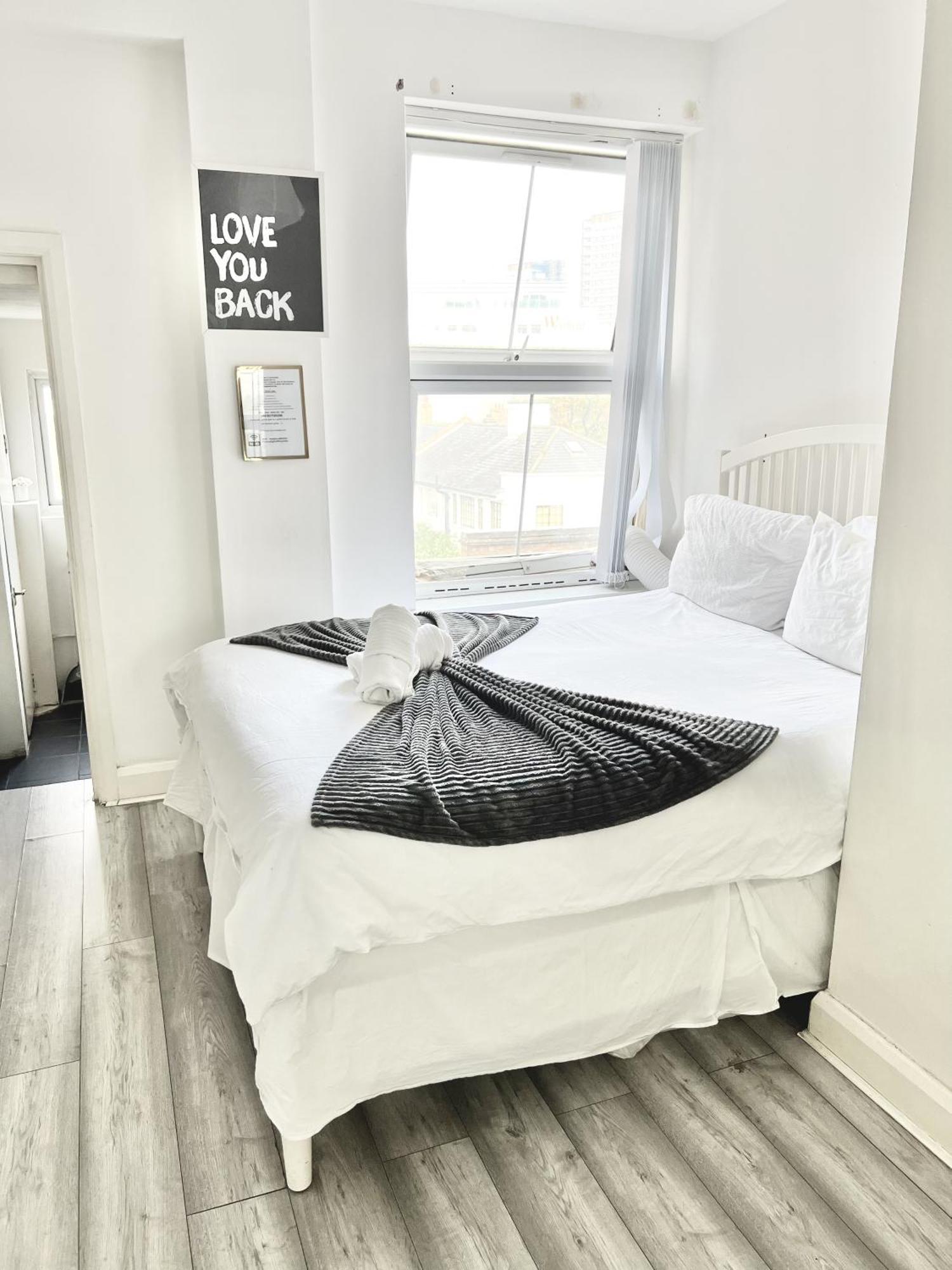 Apartament Next Westfield Mall 런던 외부 사진